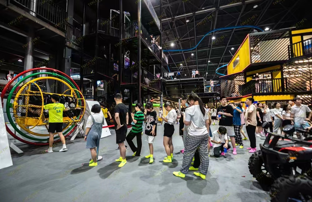 藍box蹦床公園加盟-立本集團